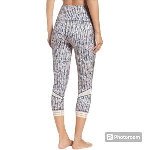 Zella High Waist Mesh Crop Leggings Size M